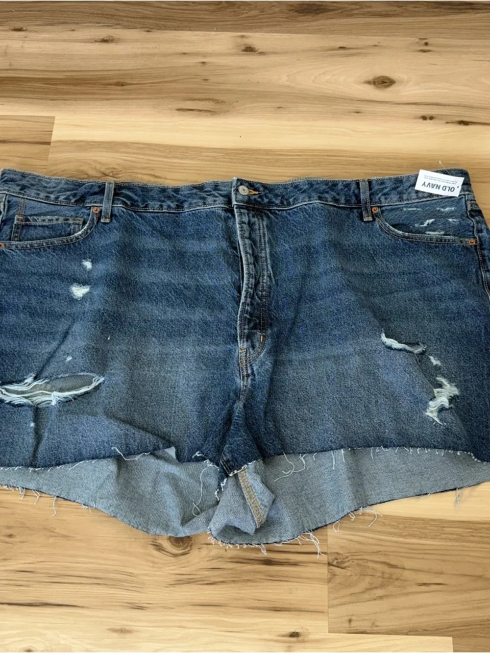 Old Navy NWT OG Straight Distressed Dark Blue Denim Cutoff Shorts O11